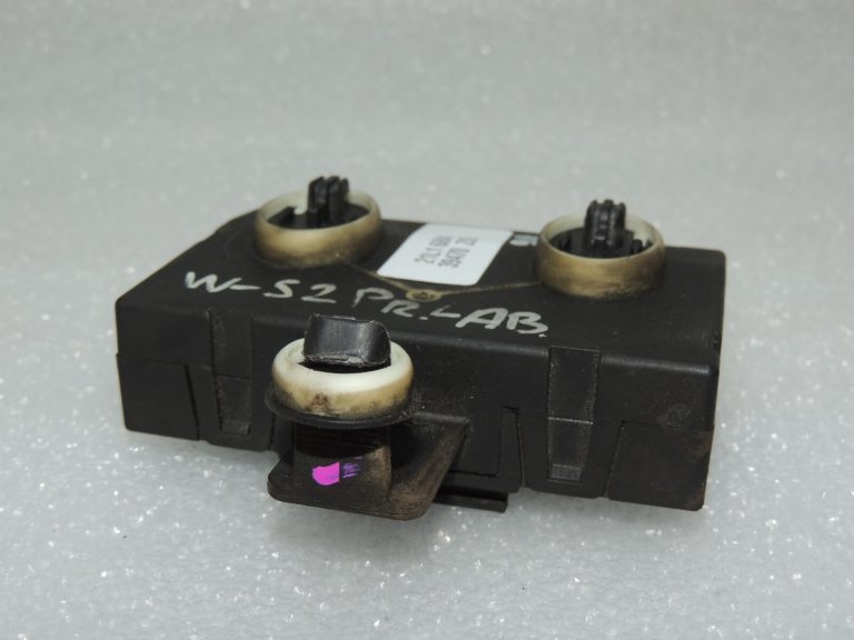 VW Sharan 7N Durvju vadības bloks priekšējais labais 7N0959792J 7N0959792G