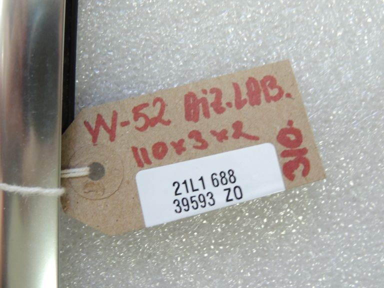 VW Sharan 7N logu līstes durvju līstes hromētas aizmugurējā labā 7N0843470C