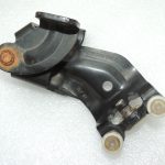 VW Sharan 7N Rullīšu vadotne bīdāmajām durvīm pa labi 7N0843336H