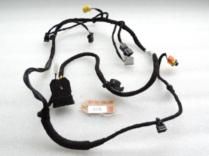 Opel Astra J sēdekļu instalācija priekšējā labajā pusē 13257363