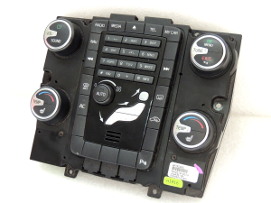 Volvo V60 I Climate control unit Radio control unit Heating control unit 30795271 30795265