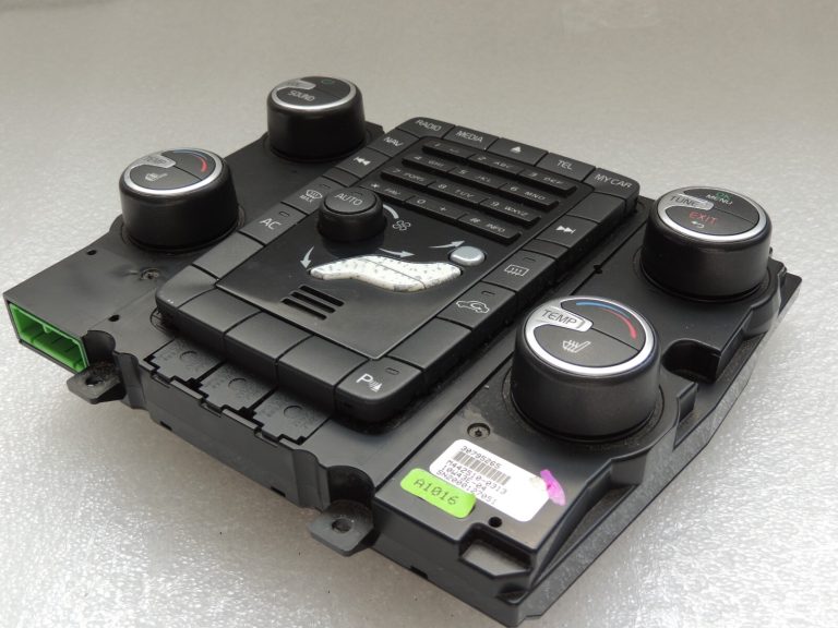 Volvo V60 I Klimata kontroles bloks Radio kontroles bloks Apkures kontroles bloks 30795271 30795265