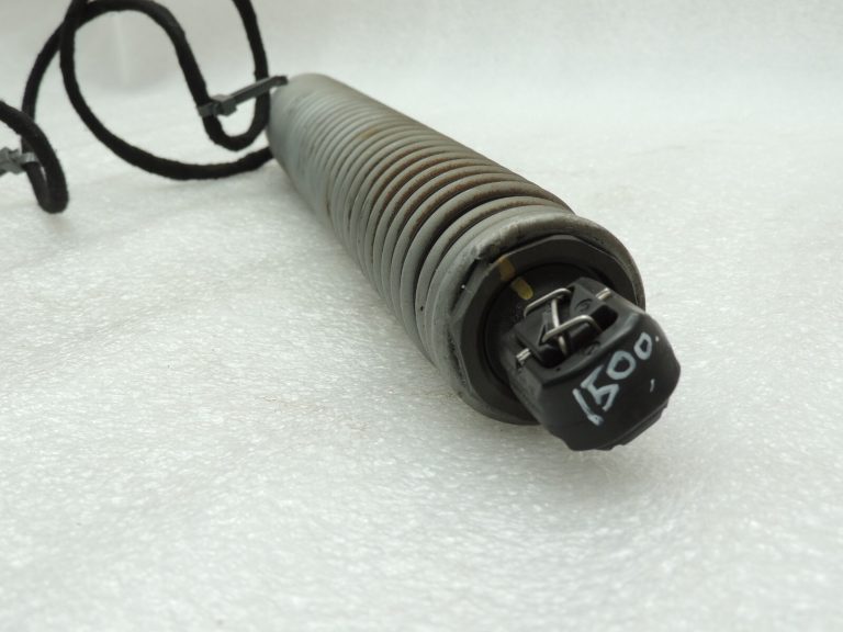 Oriģinālais BMW 5. sērijas F10 F18 Tvaika tipa aizmugurējās durvis pa labi 51247207010