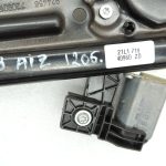 BMW 5. sērijas F10 F11 F18 oriģinālais aizmugurējā loga regulators labajā pusē ar motoru 51357182614