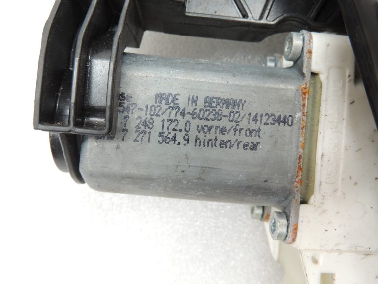 BMW 5. sērijas F10 F11 F18 oriģinālais aizmugurējā loga regulators labajā pusē ar motoru 51357182614