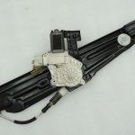 BMW 5. sērijas F10 F11 F18 oriģinālais aizmugurējā kreisā loga regulators ar motoru 51357182613