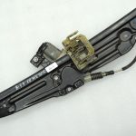 BMW 5. sērijas F10 F11 F18 oriģinālais aizmugurējā kreisā loga regulators ar motoru 51357182613