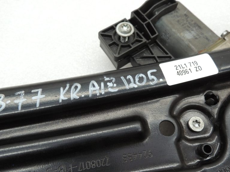 BMW 5. sērijas F10 F11 F18 oriģinālais aizmugurējā kreisā loga regulators ar motoru 51357182613
