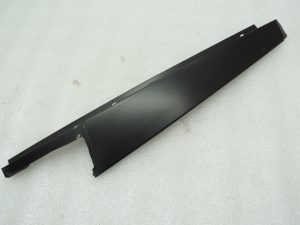 BMW 5. sērijas F10 panelis B statniņa durvju aizmugurējā labā 51335A50487