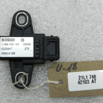 Kia Sorento oriģinālais sānu paātrinājuma sensors