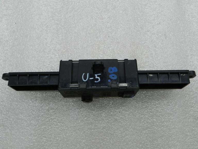 Kia Sportage oriģināls instrumentu pults pulkstenis 945101F900