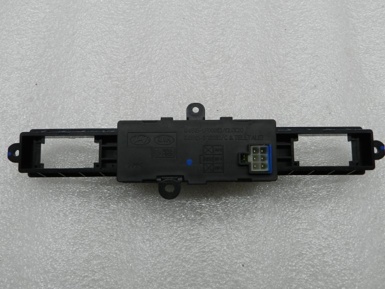 Kia Sportage oriģināls instrumentu pults pulkstenis 945101F900