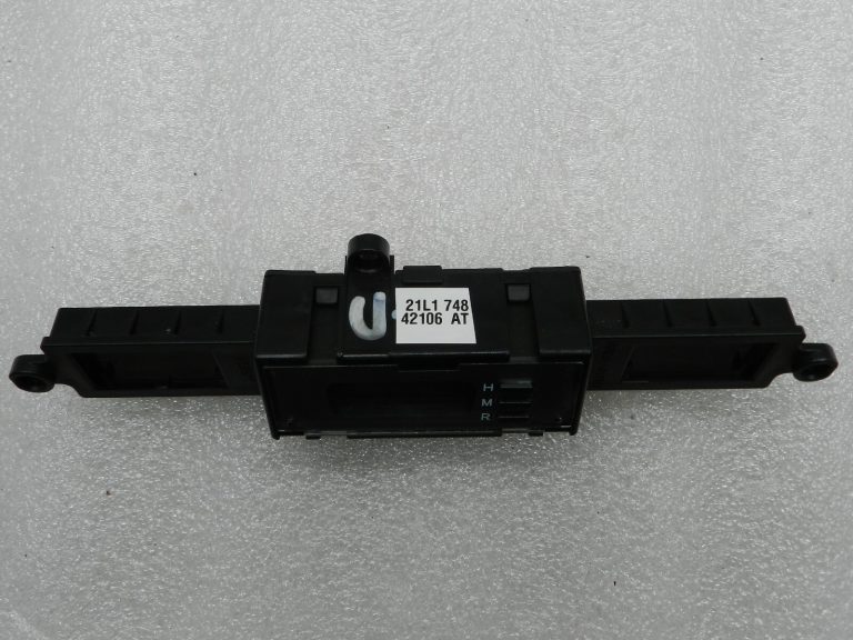 Kia Sportage oriģināls instrumentu pults pulkstenis 945101F900