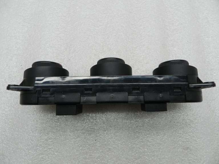 Kia Ceed ED oriģinālais gaisa kondicionēšanas moduļa bloks 97250-1hxxx