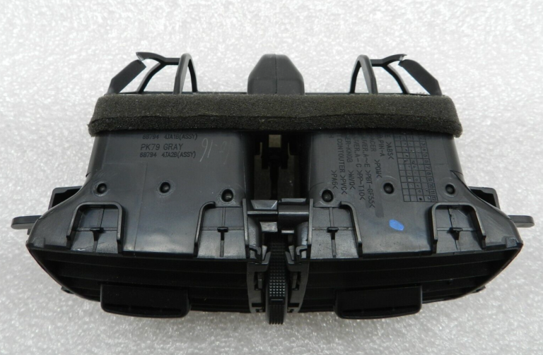 Nissan X-Trail oriģinālā aizmugurējā centrālā ventilācijas atvere