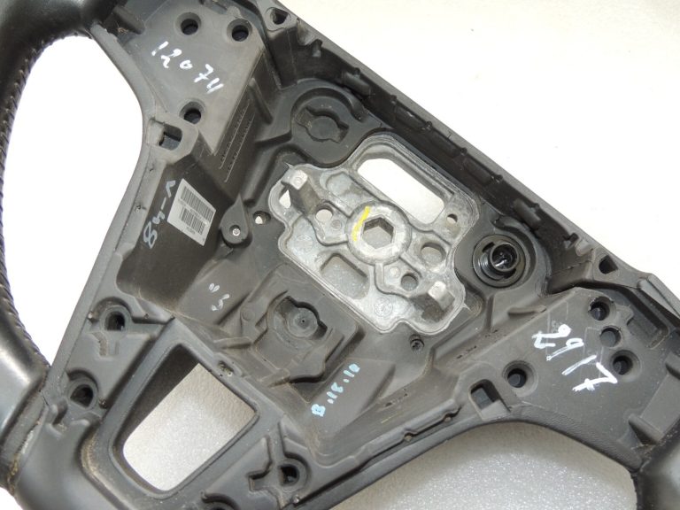 Volvo V60 I Sporta stūres rats ar ādu 31250591 31250592