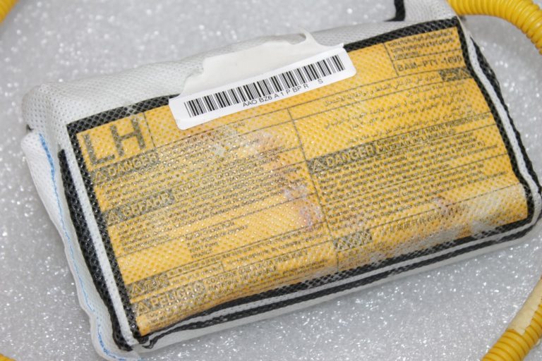 Toyota Avensis T27 Priekšējie kreisie sēdekļi Drošības modulis 7392005050, 73920-05050
