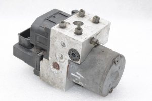 98-02 Isuzu Trooper II Opel Monterey B ABS sūknis 8-97175-052-0, 8971750520