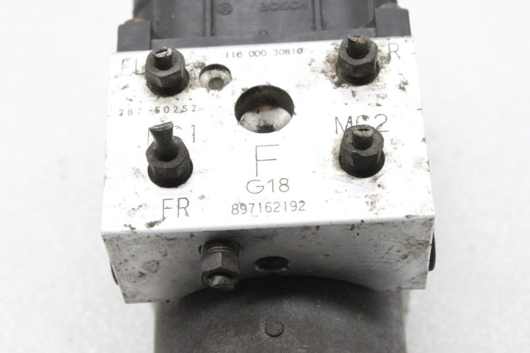 98-02 Isuzu Trooper II Opel Monterey B ABS sūknis 8-97175-052-0, 8971750520