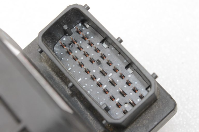 98-02 Isuzu Trooper II Opel Monterey B ABS sūknis 8-97175-052-0, 8971750520