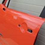 Jeep Renegade BU priekšējo durvju kreisās puses krāsa OMAHA ORANGE VR-562/B