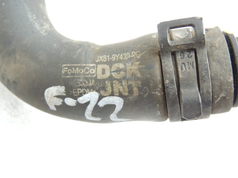 Ford Focus IV 2.0 Diesel C20DD0J Dzesēšanas šķidruma caurule Dzesēšanas šķidruma šļūtene 2305489