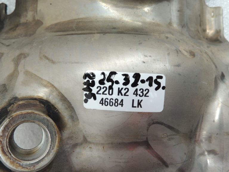 Ford Focus IV 2.0 EcoBlue C20DD0J dīzeļdegvielas DPF kronšteins J1G1-5K291-CE