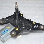 Renault Trafic III Aizmugurējā stikla tīrītāja motors Aizmugurējā stikla tīrītāja motors Kreisais Labais 7700311590