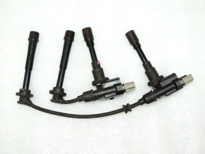 Suzuki Subaru Subaru Justy Fiat Sedici 1.3i 1.6i Aizdedzes spoles komplekts M16A M13A 3340065G02