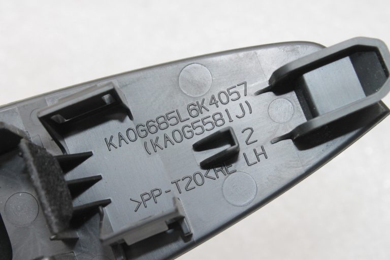 Oriģināls Mazda CX-5 KE Aizmugurējā kreisā loga regulatora slēdža vāks KA0G-68-5L602