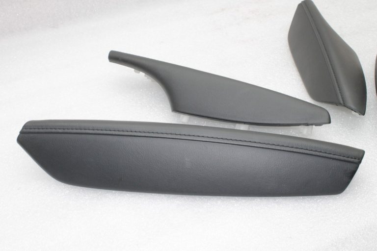 Oriģināls Mazda CX-5 KE Facelift durvju paneļu komplekts Leatherette Black KA0T68520