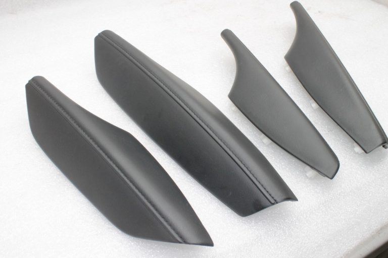 Oriģināls Mazda CX-5 KE Facelift durvju paneļu komplekts Leatherette Black KA0T68520