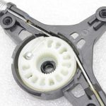 Oriģināls Mazda CX-5 KE Aizmugurējā kreisā loga regulators KD53-73-590, KD5373590