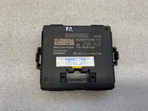 Skoda Superb III B8 3V Gateway control unit 5Q0907530AJ