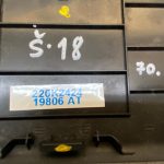 Skoda Superb III B8 3V Dekoratīva plastmasas centrālā konsole priekšā 3V1857367