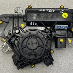 Oriģinālais VW Touran Audi Q2 Q3 Skoda Superb aizmugurējo durvju piedziņa 5TA827887C