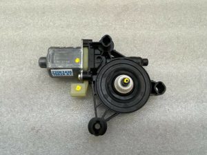 Škoda Superb 3V Audi VW sēdekļa aizmugurējā labā stikla regulatora motors 5Q0959802A