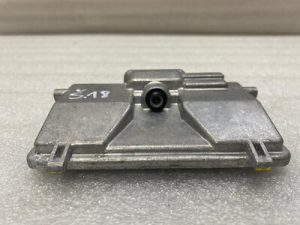 AUDI VW SEAT SKODA Oriģinālā priekšējā kamera vadītāja palīgsistēmai 3Q0980654G