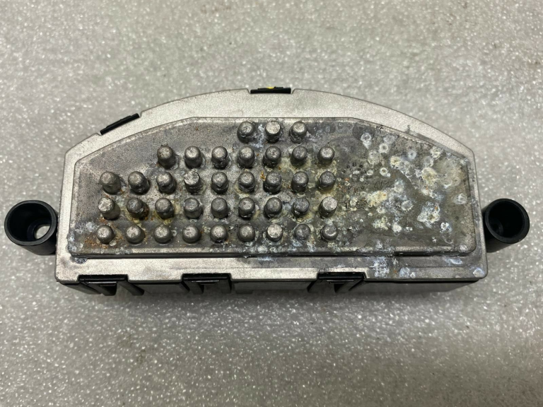 Škoda Superb III B8 3V Dūmvadu vadības bloks Apkures vadības bloks 5Q0907521E