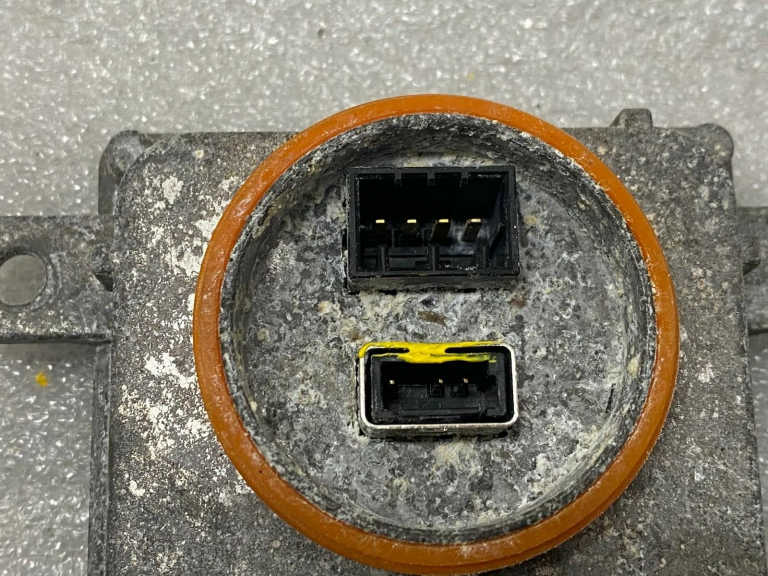 Skoda VW VW Audi Seat oriģināls ksenona vadības bloks balastu moduļi 8K0941597B