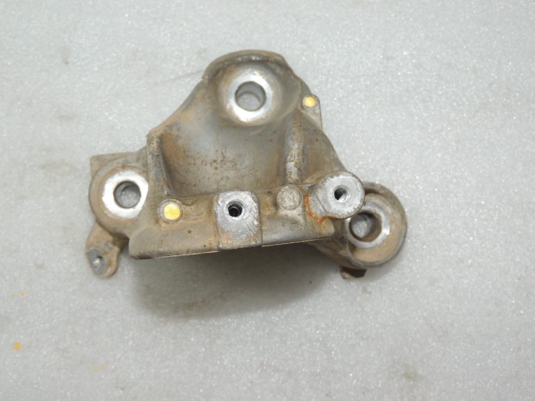 Ford Ranger P375 2.0TDCi T20DD0J Dzinēja stiprinājums pa labi JB3G-6046-AA 2214921