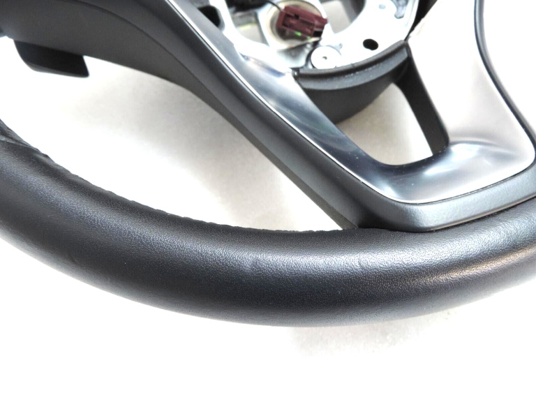 Mercedes W205 Ādas stūres rats Ādas stūres rats Daudzfunkcionāls ādas stūres rats