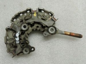 Mazda Ģeneratora ģenerators Ģeneratora taisngriezis Taisngriezis