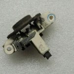 Oriģinālais Bosch 90A 14V alternatora ģeneratora oglekļa birstes regulators