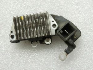 Volvo oriģinālais alternators Alternatora sprieguma regulators