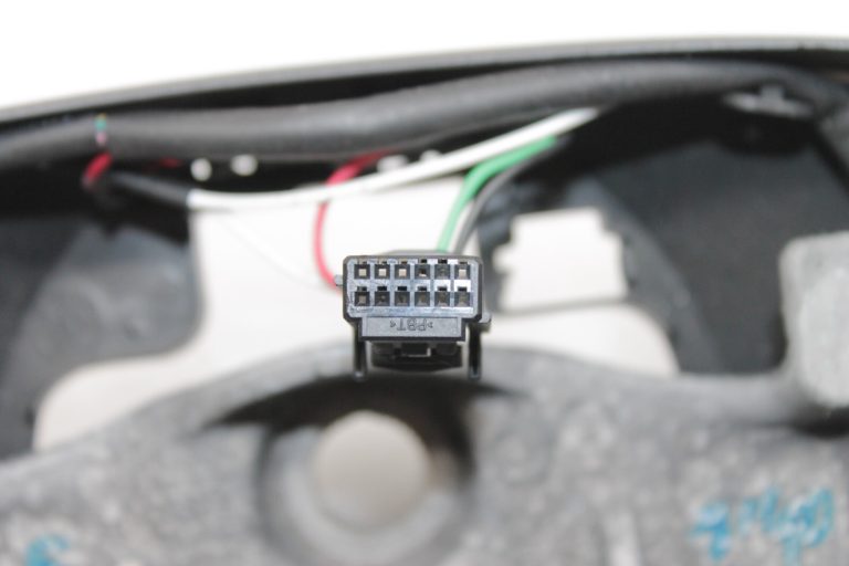 Oriģinālais Renault Scenic Megane Laguna III stūres rats ar kruīza kontroli 484003162R