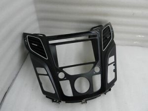 Hyundai i40 radio gaisa sprauslas rāmja vāka apdare 847403Z340YHG