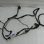 Cadillac BLS Sedans Aizmugures durvju instalācijas siksna Aizmugures durvju instalācijas siksnas 12760826