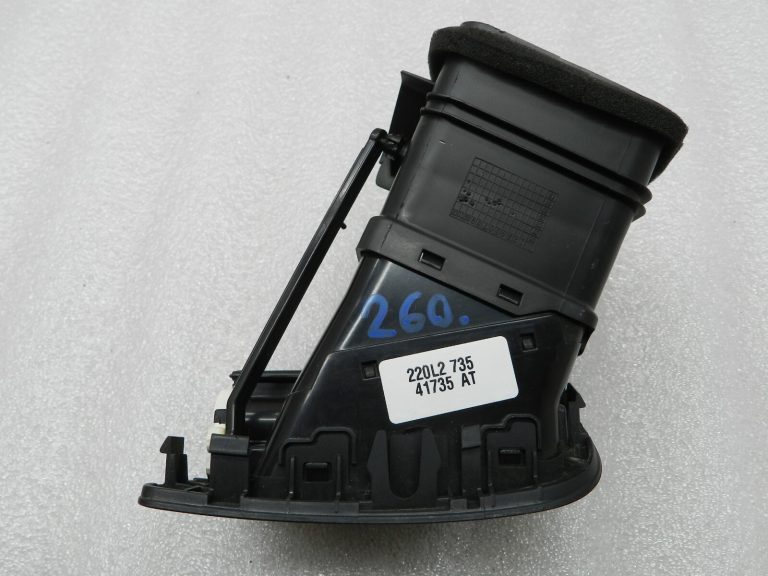 Hyundai i800 Style ventilācijas režģa ventilācijas sprausla labajā pusē 4H974-80000