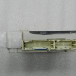 Toyota Yaris P13 oriģinālā drošinātāju kārba 82730-52K40